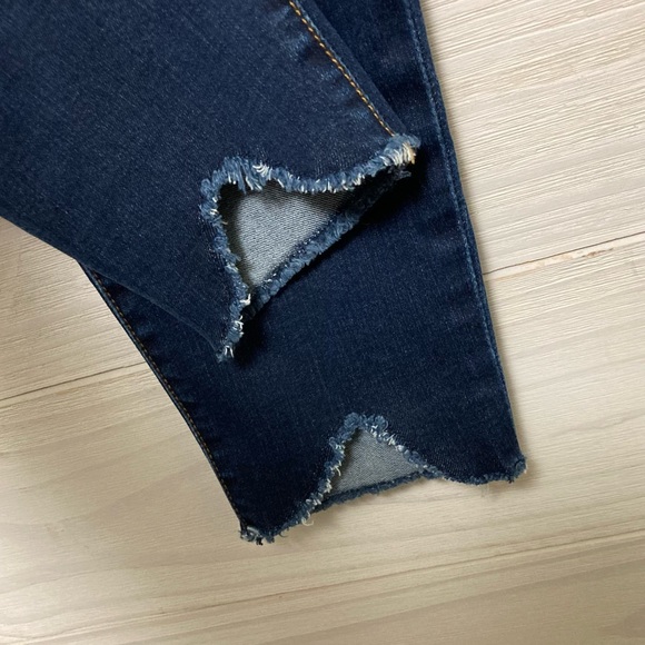 Kut from the Kloth Donna Curved Hem Ankle Skinny Jeans size 6 - Picture 4 of 11
